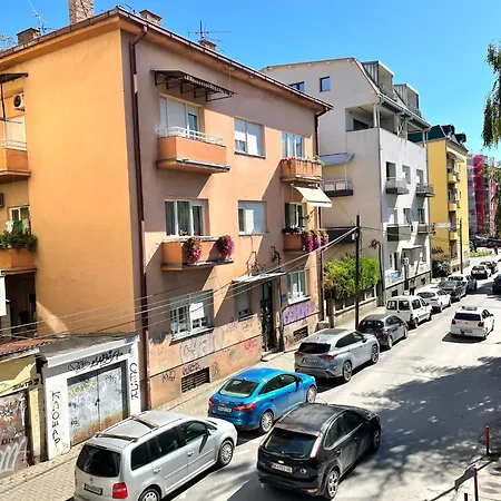 Debar Maalo 2bdrm Apt, 2 Min Walk To Park * Skopje